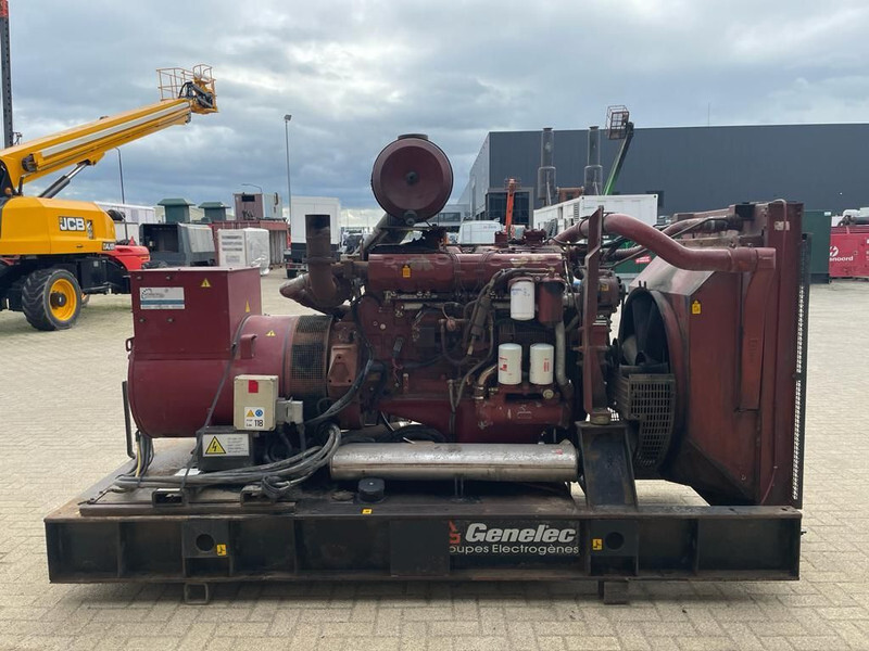 Iveco 8041 40 KVA generatorset compleet Stromgenerator kaufen in  Niederlande - Truck1 Deutschland