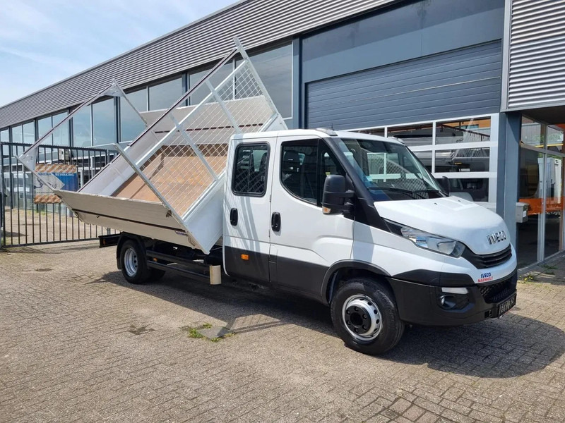 Kipper Iveco Daily 70C18/ Dreiseitenkipper/ Airco/ 7 Pers.