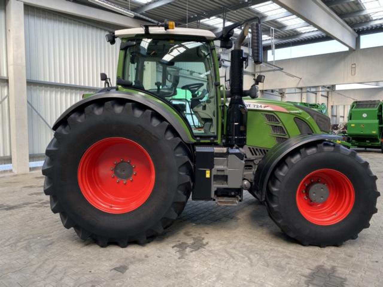 Fendt 724 Vario S4 Traktor kaufen in Deutschland - Truck1 Deutschland