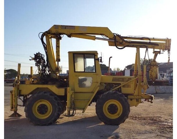 Mercedes-Benz MB Trac-800 Traktor Traktor kaufen in Österreich - Truck1  Deutschland