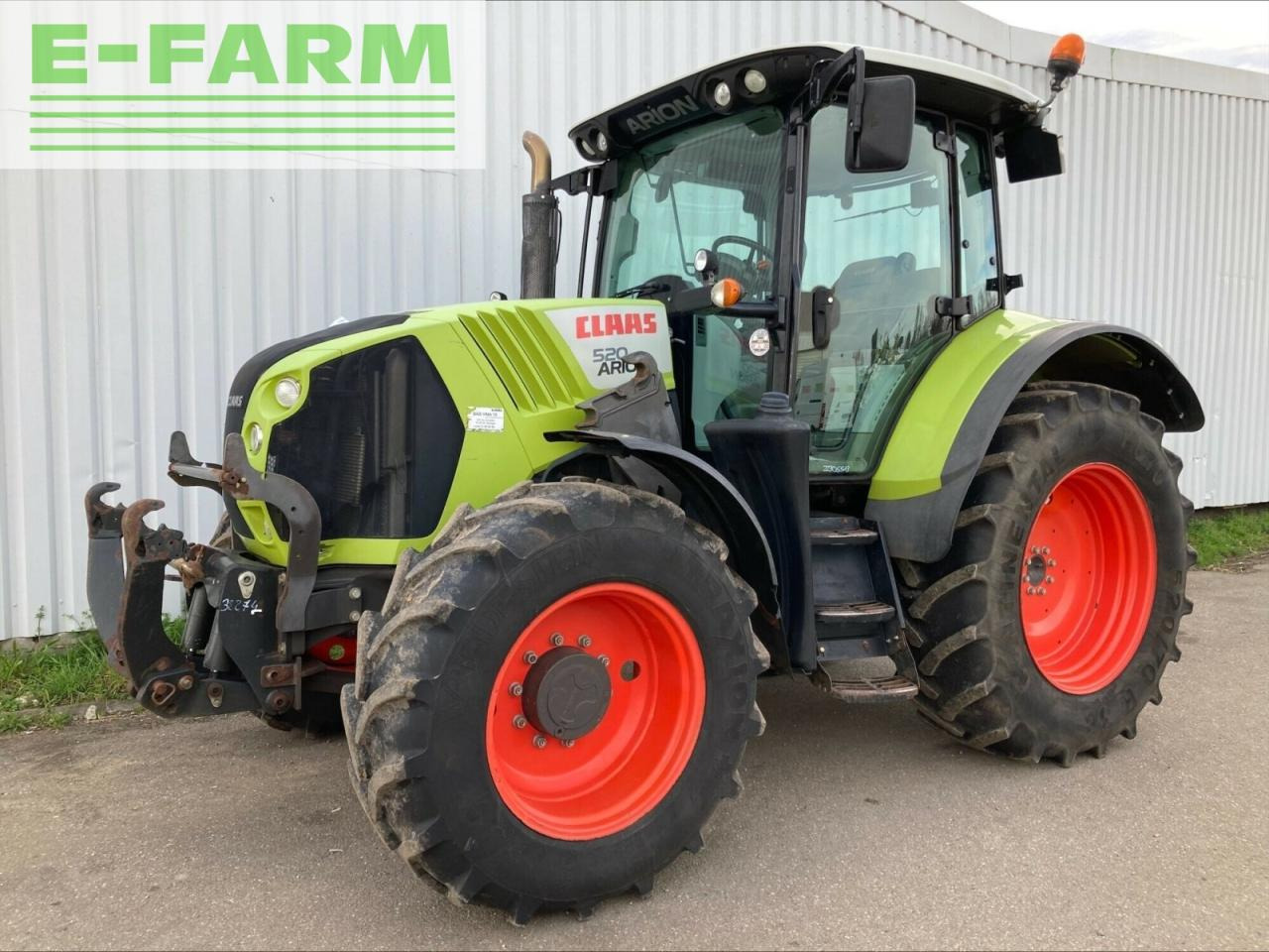 Traktor CLAAS arion 520 cis t4 CIS