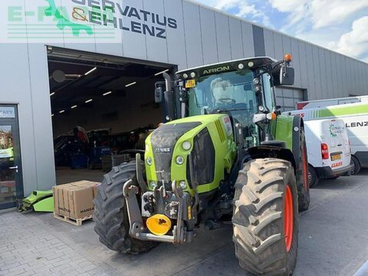 Traktor CLAAS arion 650 cebis hexa mit fronthydraulik + zapfwe