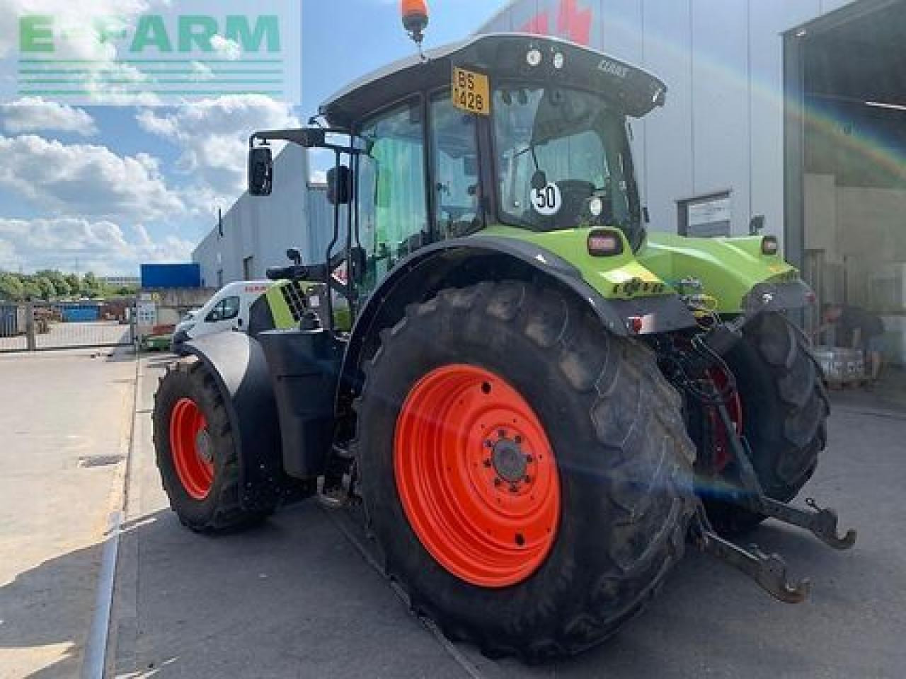 Traktor CLAAS arion 650 cebis hexa mit fronthydraulik + zapfwe