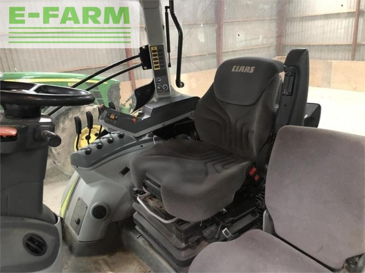 Traktor CLAAS axion 830 cis