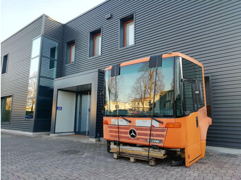 MERCEDES-BENZ Econic Fahrerhaus und Interieur