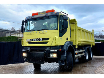 IVECO Trakker Kipper